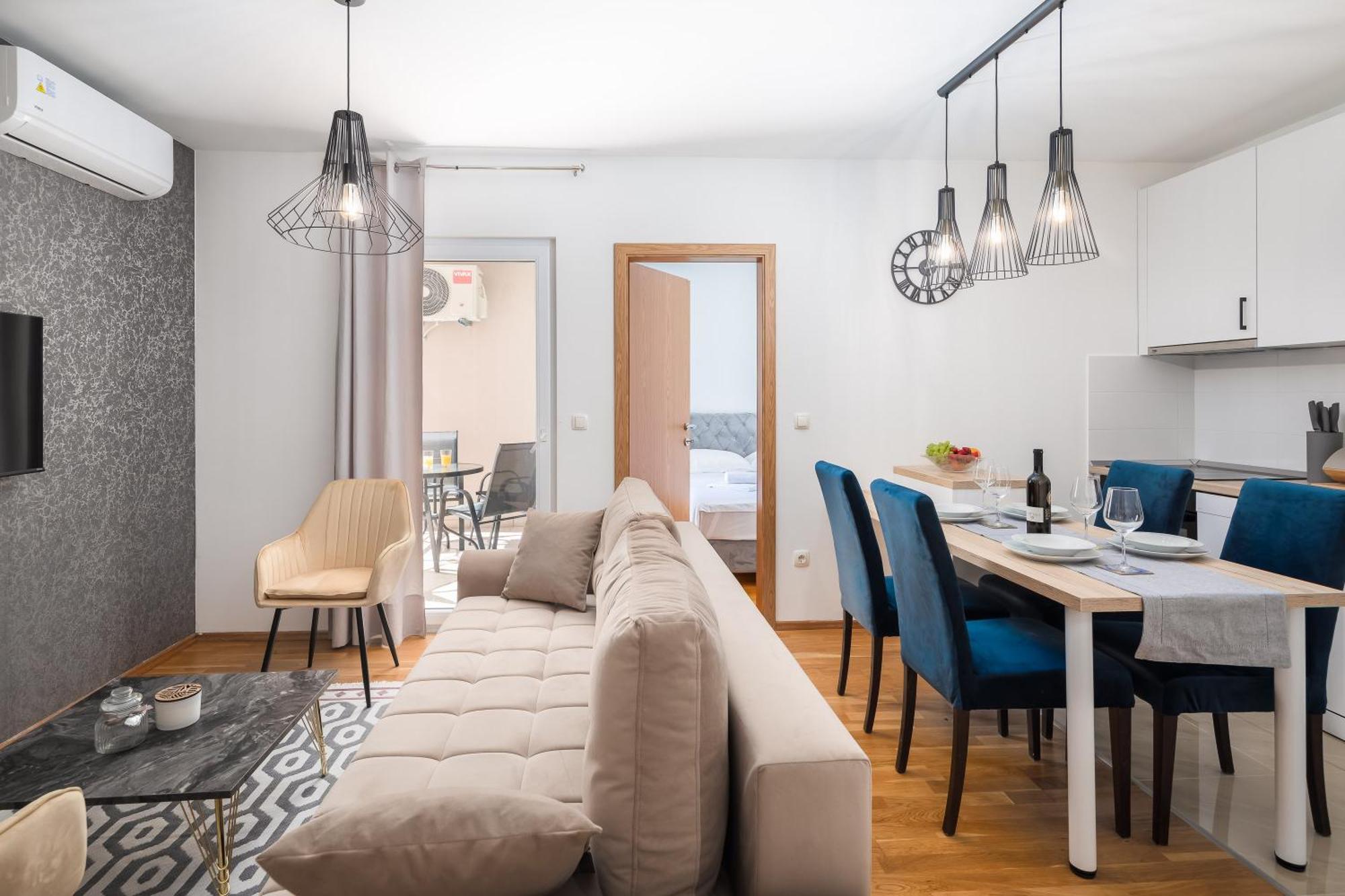 Apartment Noa With Sea View And Private Parking *
